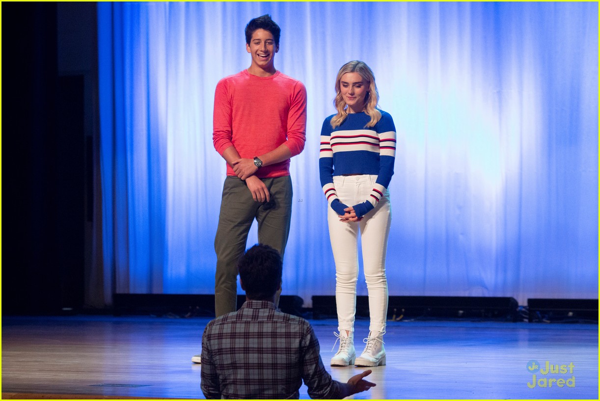 Milo Manheim Is Stirring Up Trouble With Taylor & Tripp on 'American Housewife' Tonight