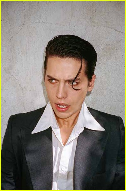 Cole Sprouse Gets Candid About Social Media & Virtual Approval