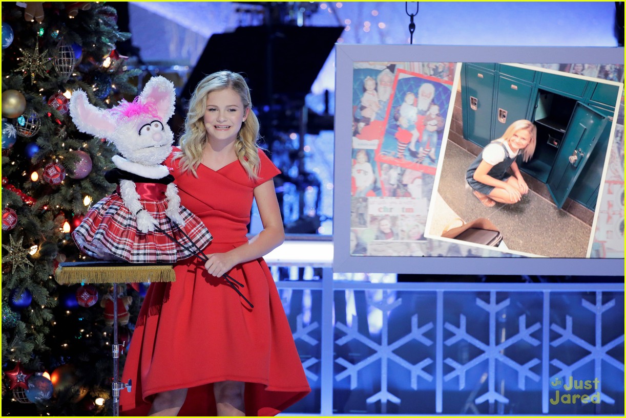 Get A First Look At Darci Lynne Farmer's Holiday Special With These Pics!