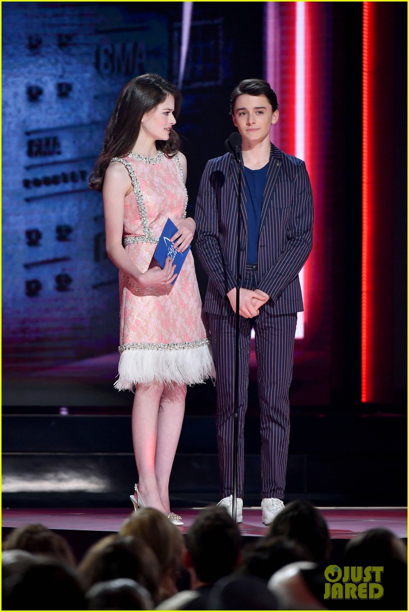 Mackenzie Foy & Noah Schnapp Step Out in Style for CMA Awards 2018!