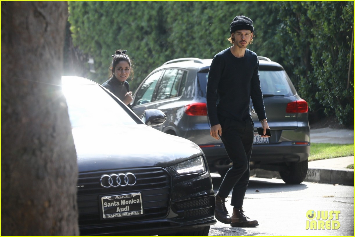 Vanessa Hudgens Steps Out for Smoothies with Boyfriend Austin Butler