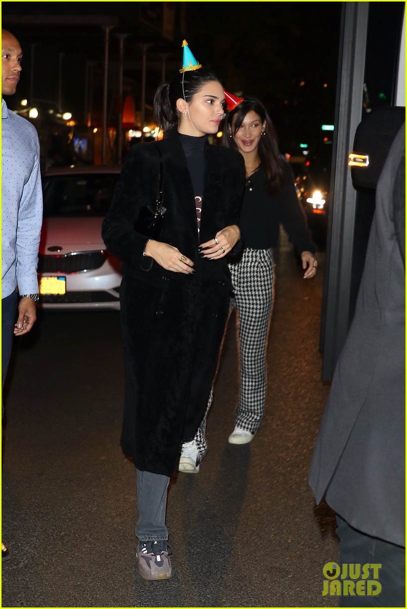 Bella Hadid Throws Birthday Bash for Kendall Jenner!