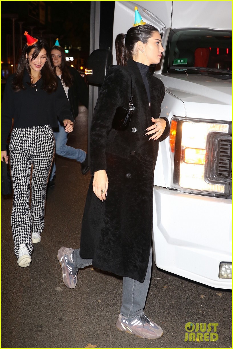 Bella Hadid Throws Birthday Bash for Kendall Jenner!