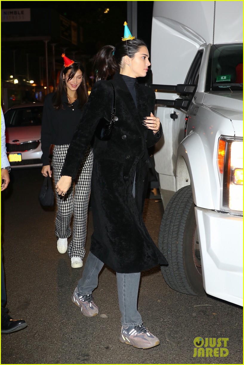 Bella Hadid Throws Birthday Bash for Kendall Jenner!