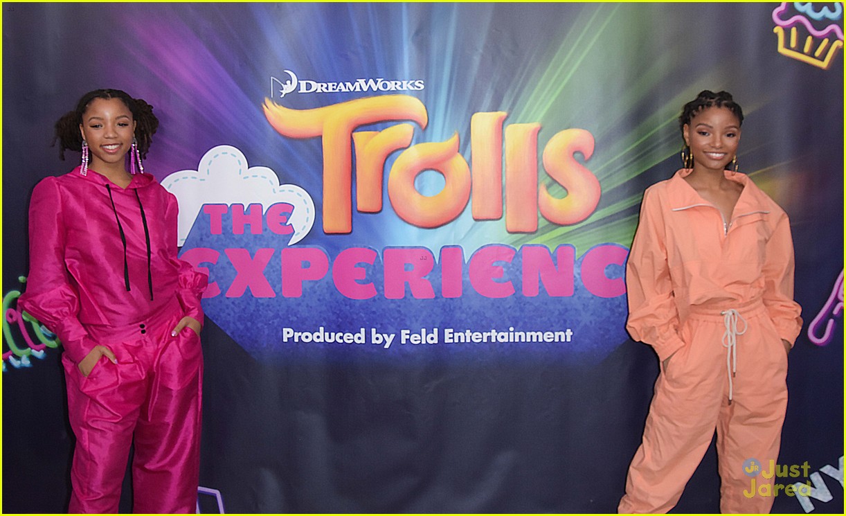 Malina Weissman Joins Chloe & Halle at 'Trolls: The Experience' Grand Opening