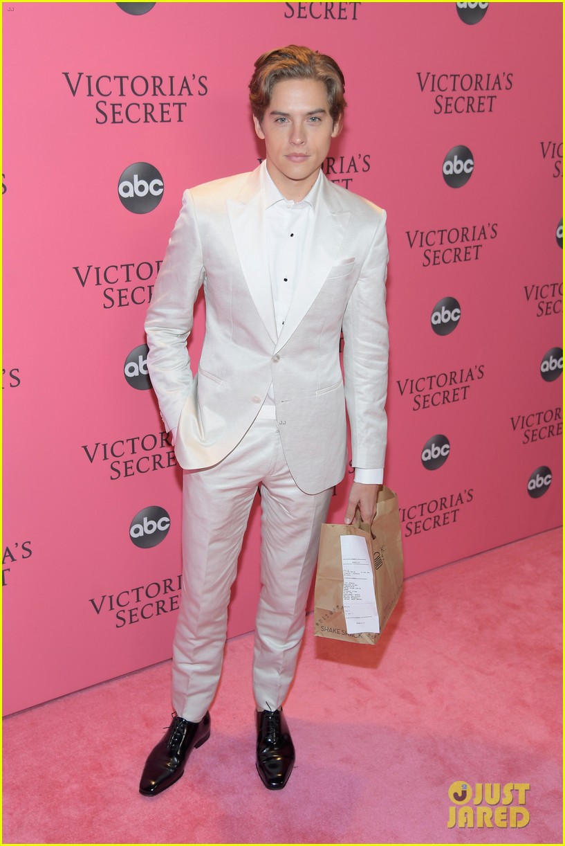 Dylan Sprouse Brings Girlfriend Barbara Palvin Shake Shack at VS Fashion Show!