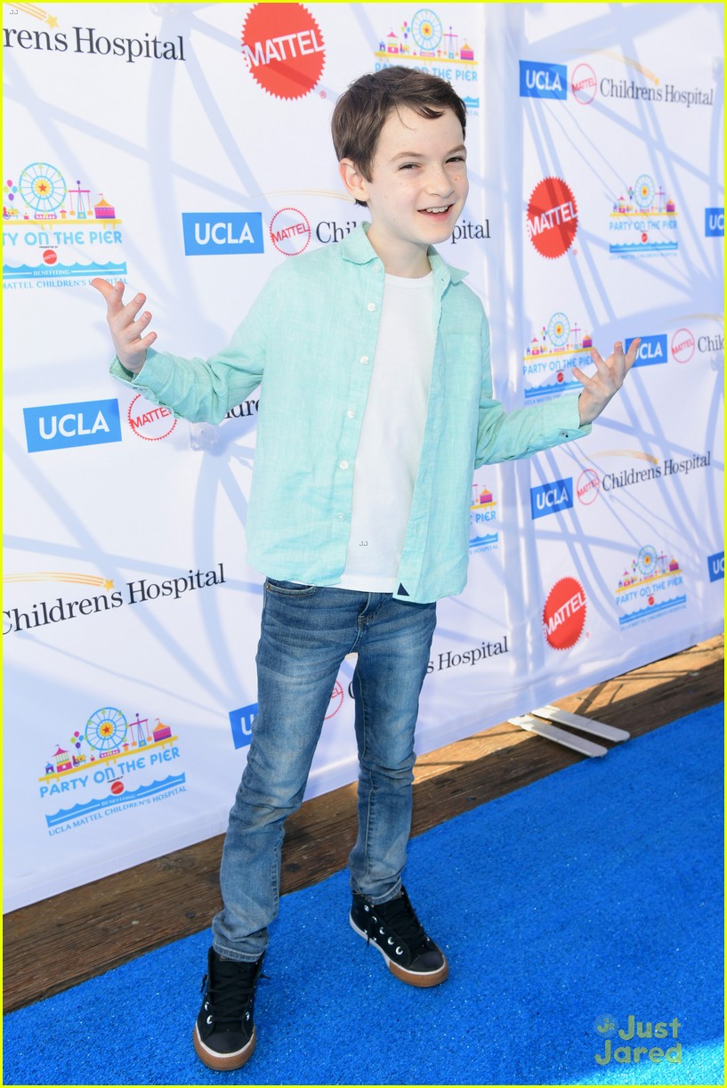 LaurDIY, Olivia Sanabia & More Step Out for UCLA's Children's Hospital Party on the Pier Carnival