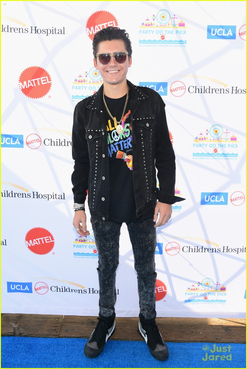 LaurDIY, Olivia Sanabia & More Step Out for UCLA's Children's Hospital Party on the Pier Carnival