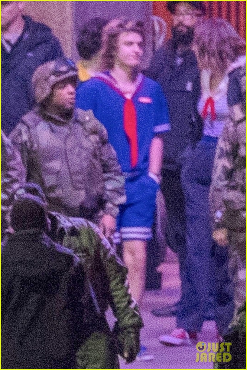 The Cast of 'Stranger Things' Films Scenes for Season 3 Finale!
