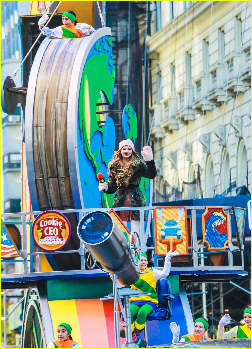 Tegan Marie Celebrates Girls in STEM With Girl Scouts During Macy's Thanksgiving Day Parade