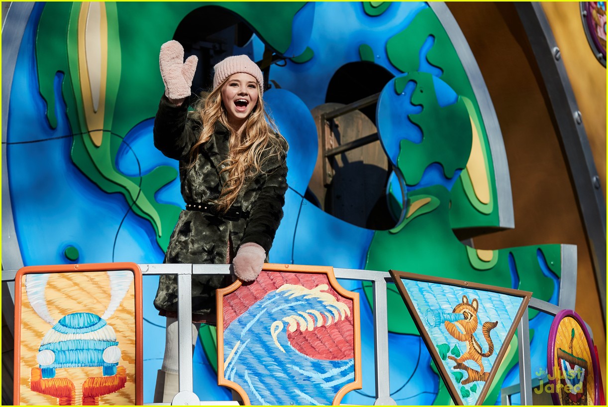 Tegan Marie Celebrates Girls in STEM With Girl Scouts During Macy's Thanksgiving Day Parade