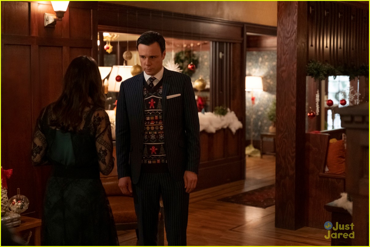 The 'Charmed' Sisters' First Christmas Together Isn't What They Expect It To Be