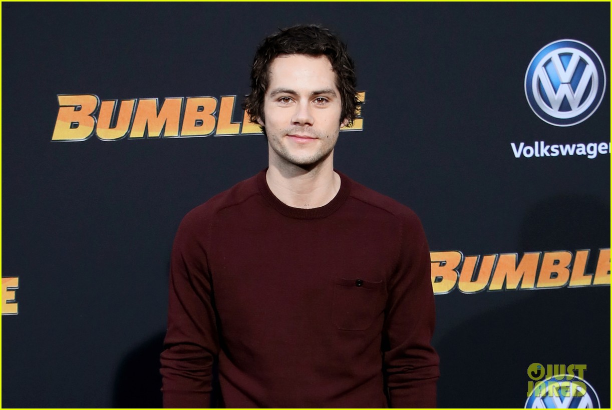 Hailee Steinfeld & Dylan O'Brien Premiere 'Bumblebee' In Hollywood!