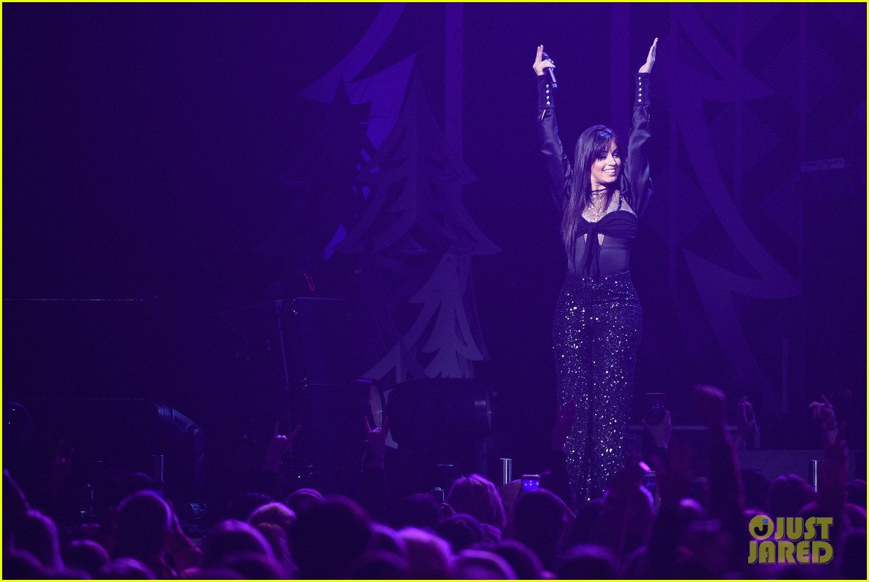 Camila Cabello & Shawn Mendes Hit the Stage at Q102 Jingle Ball 2018!