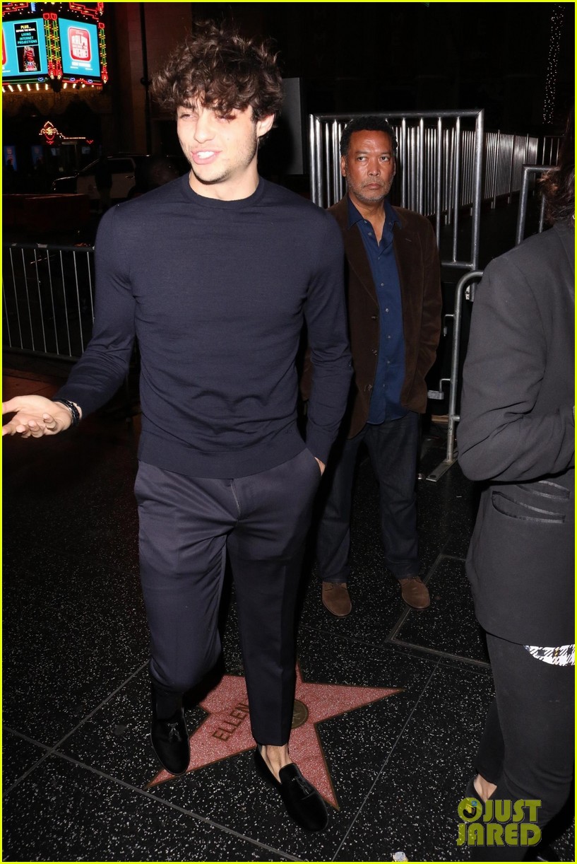 Noah Centineo Looks Handsome at 'Aquaman' Los Angeles Premiere!