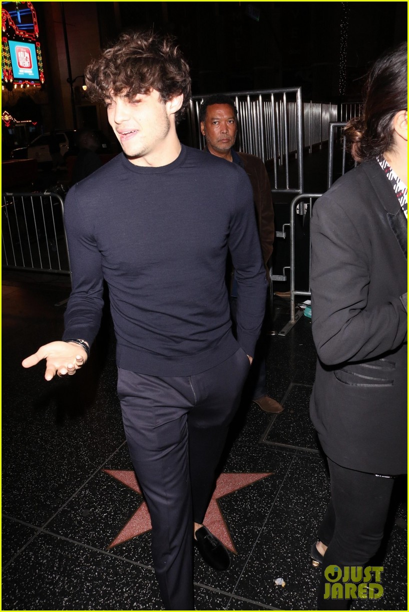 Noah Centineo Looks Handsome at 'Aquaman' Los Angeles Premiere!