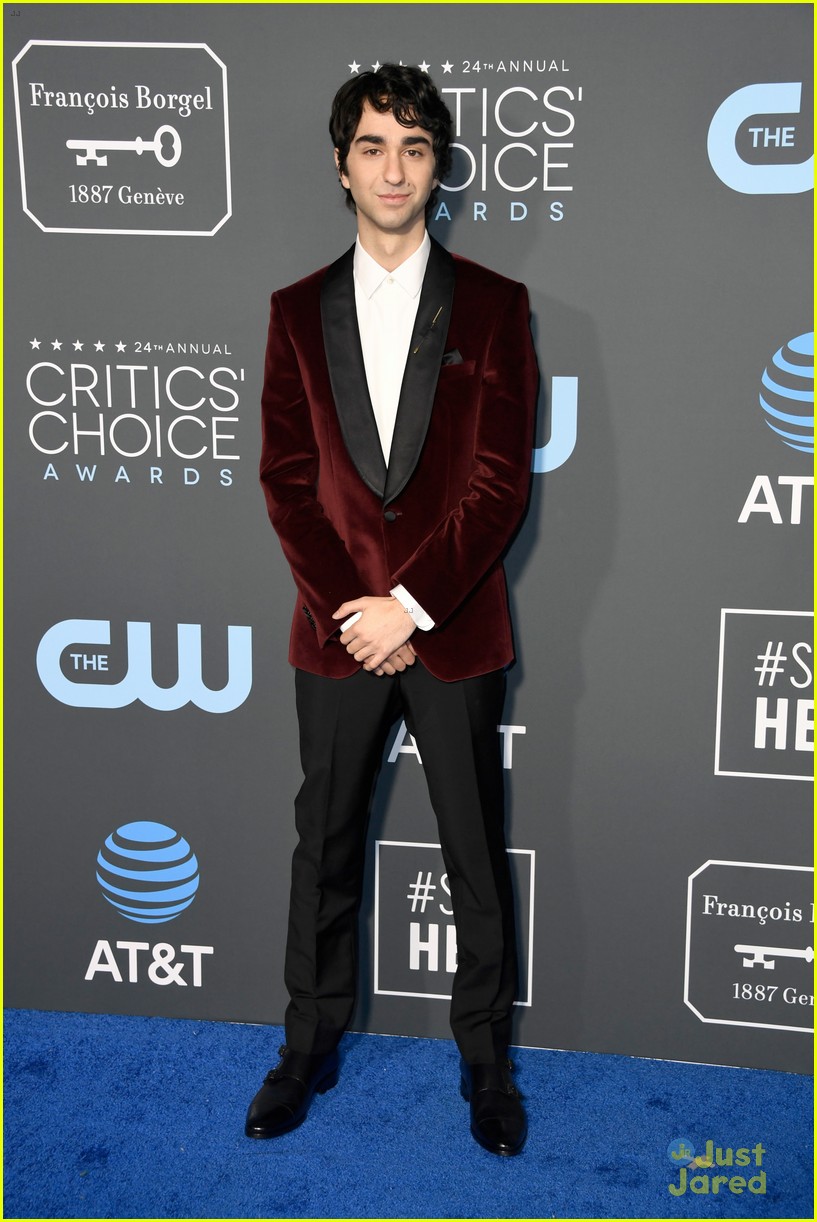 Eden Sher Joins Holly Taylor & Isabella Gomez at Critics' Choice Awards 2019