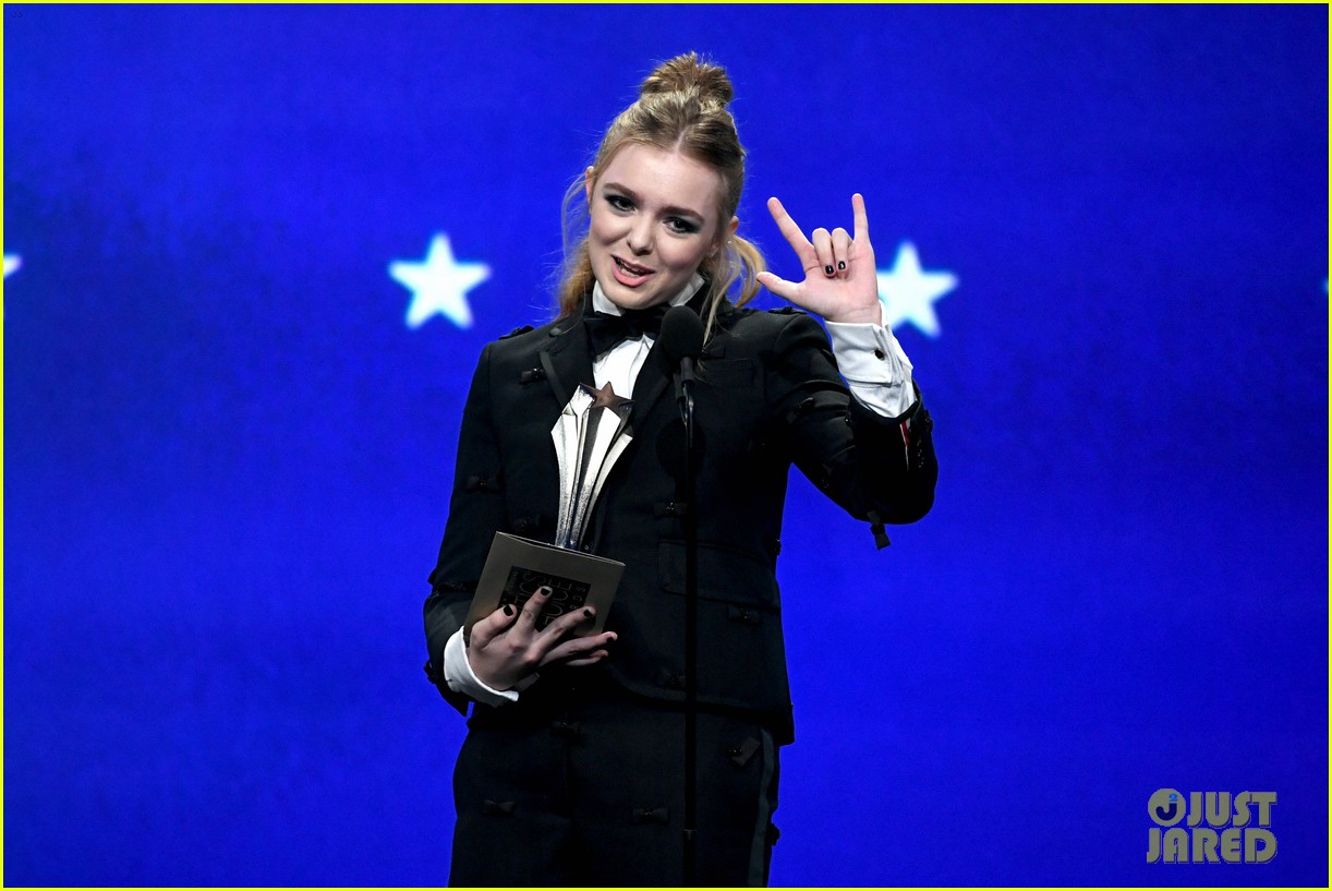 Elsie Fisher Wins Best Young Actor at Critics' Choice Awards 2019