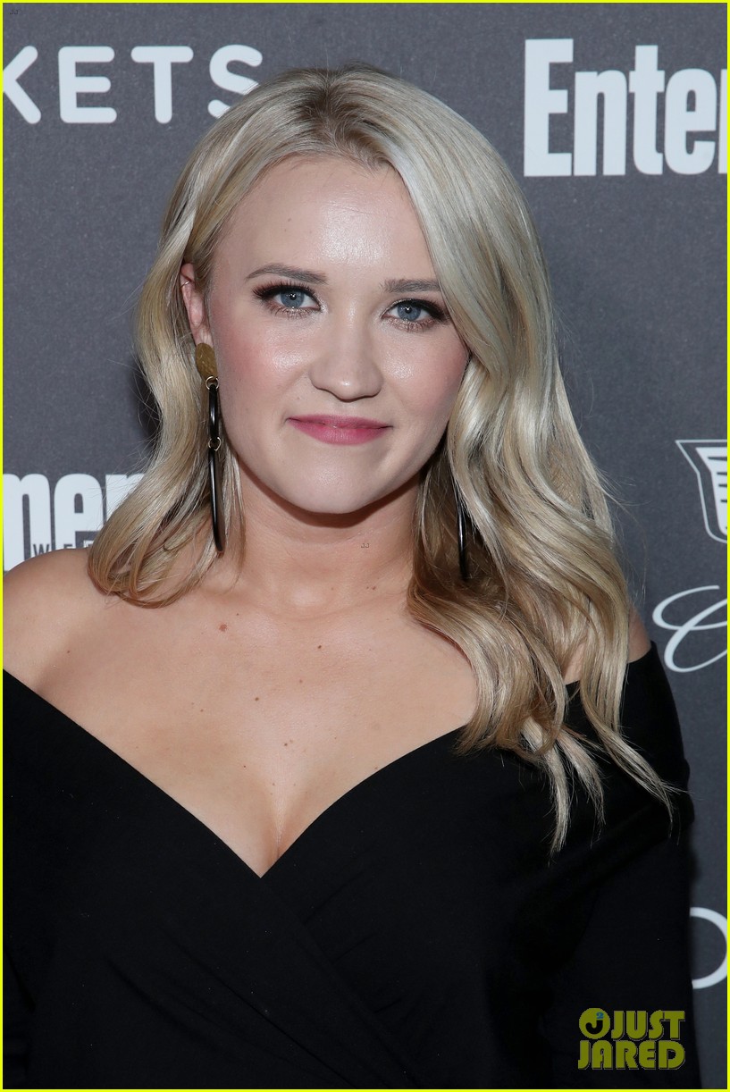 Shay Mitchell, Emily Osment & Tyler Blackburn Celebrate SAG Awards at EW Party!