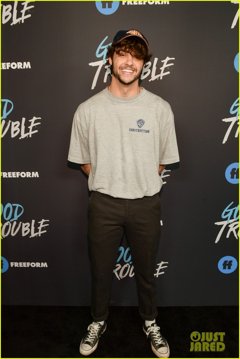 Maia Mitchell & Cierra Ramirez Reunite with Noah Centineo at 'Good Trouble' Premiere!