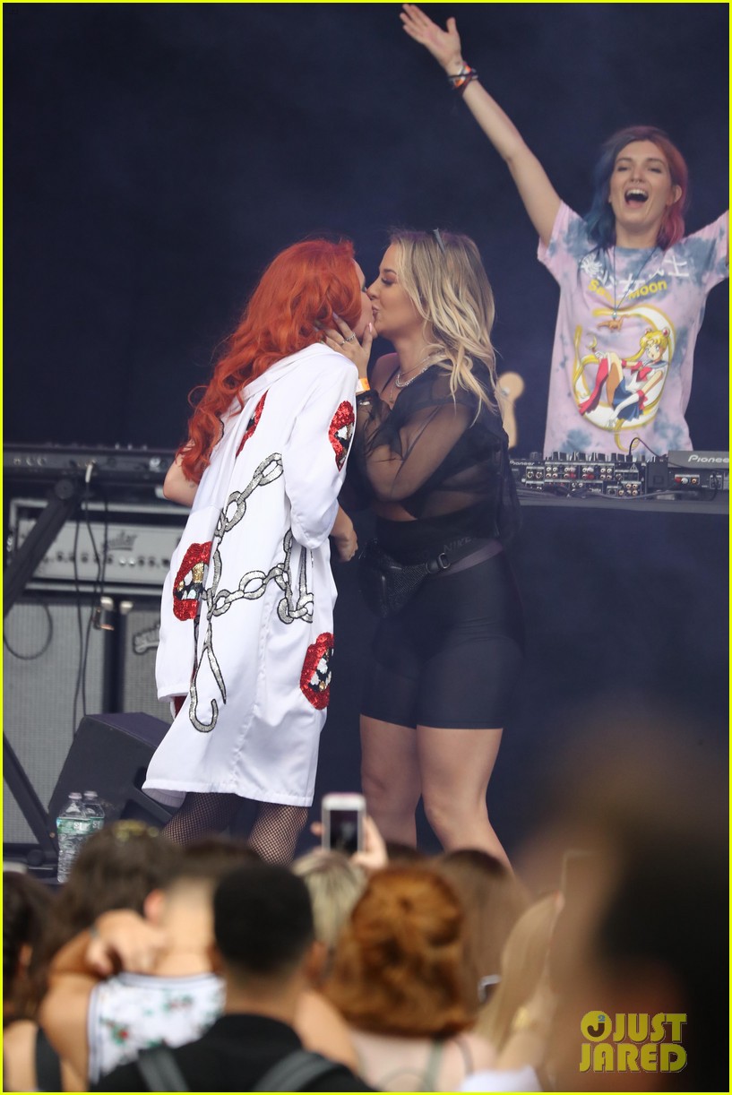Bella Thorne Confirms She's No Longer Dating Tana Mongeau