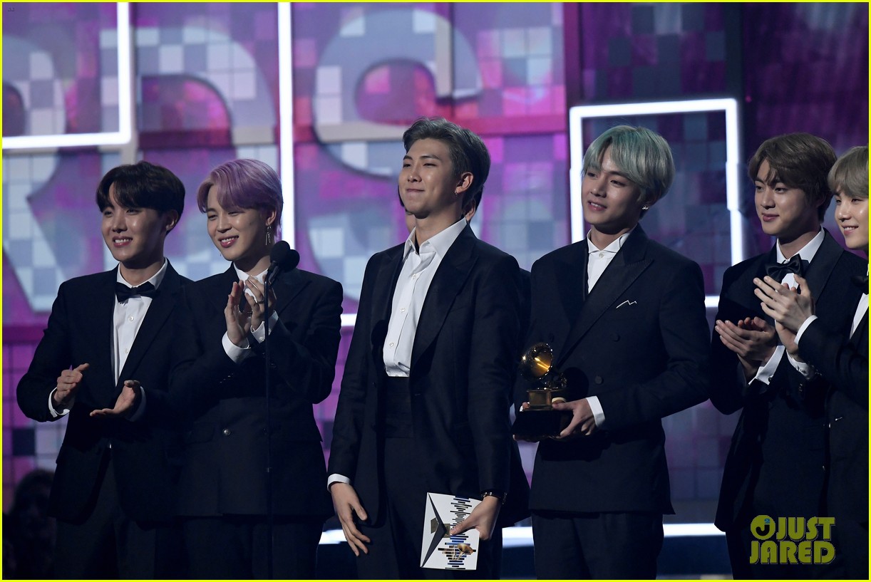 BTS Present Best R&B Album To H.E.R. at the Grammys 2019