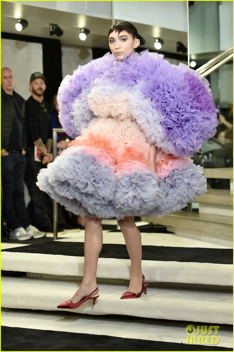 Rowan Blanchard & Bella Hadid Wear NYFW's 'Giant Dresses'