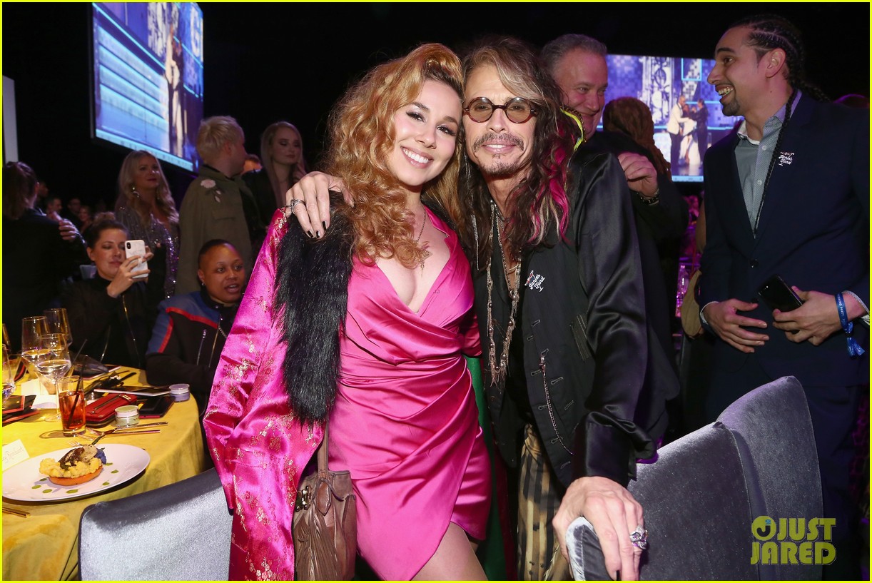 Lauren Jauregui & Dinah Jane Unite for Steven Tyler's Grammys 2019 Party!