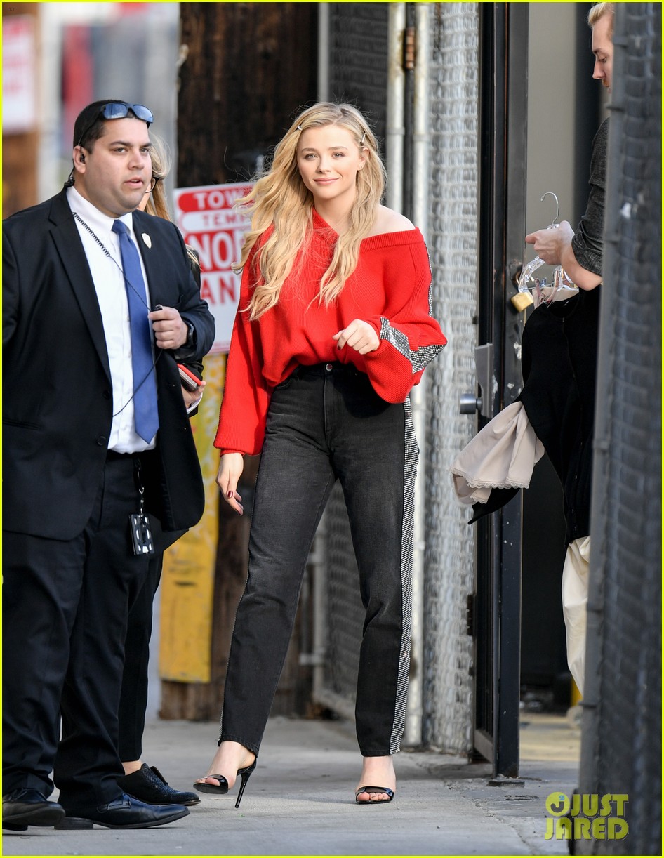 Chloe Moretz Tells 'Kimmel' She Trained As Real Waitress for 'Greta'!