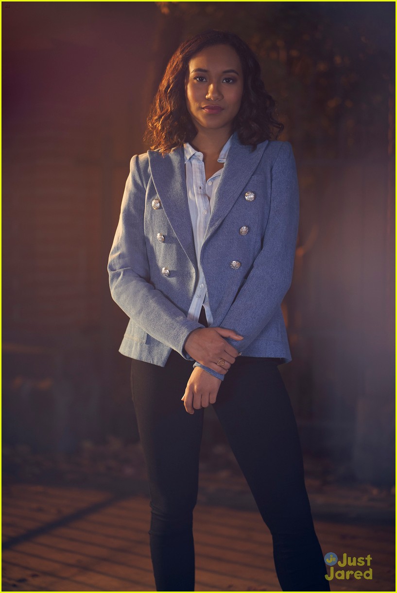 Sasha Pieterse, Sofia Carson & More Star in 'Pretty Little Liars: The Perfectionists' Eery Promo Pics 