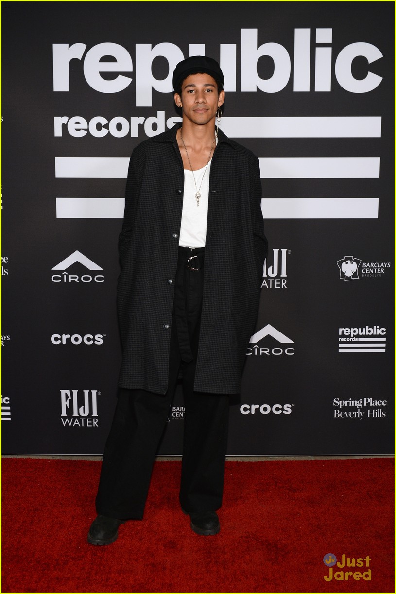 Ashley Tisdale Debuts Long Hair at Republic Records' Grammys Party