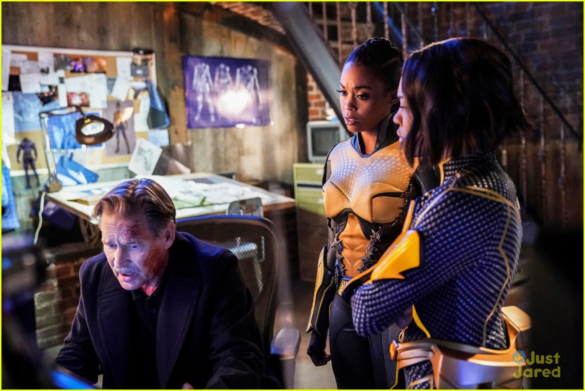 China Anne McClain Dishes On Her Lightning Suit Ahead of 'Black Lightning's Season 2 Finale