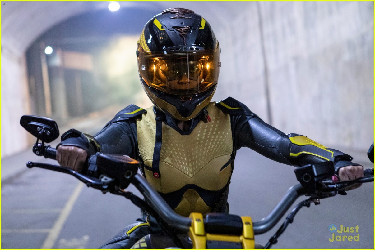 China Anne McClain Dishes On Her Lightning Suit Ahead of 'Black Lightning's Season 2 Finale
