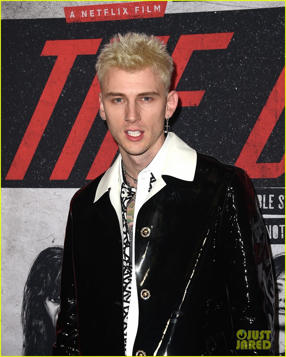 Pete Davidson Attends Premiere of 'The Dirt' in Hollywood