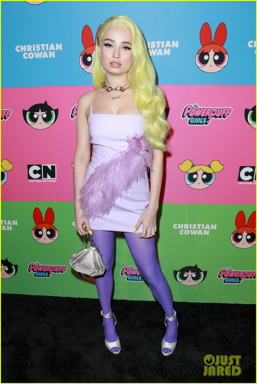 Carly Rae Jepsen, Skai Jackson, & Amanda Steele Get Colorful at Powerpuff Girls Fashion Show!