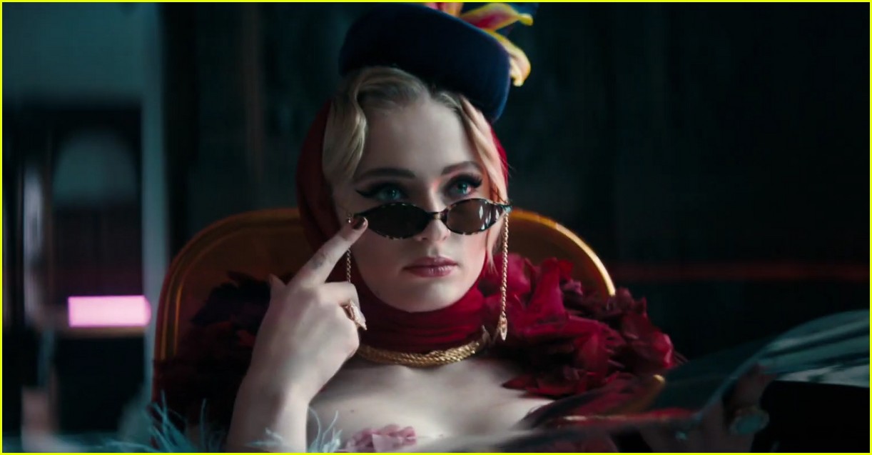Jonas Brothers Drop 'Sucker' Video with Very Special Guests!