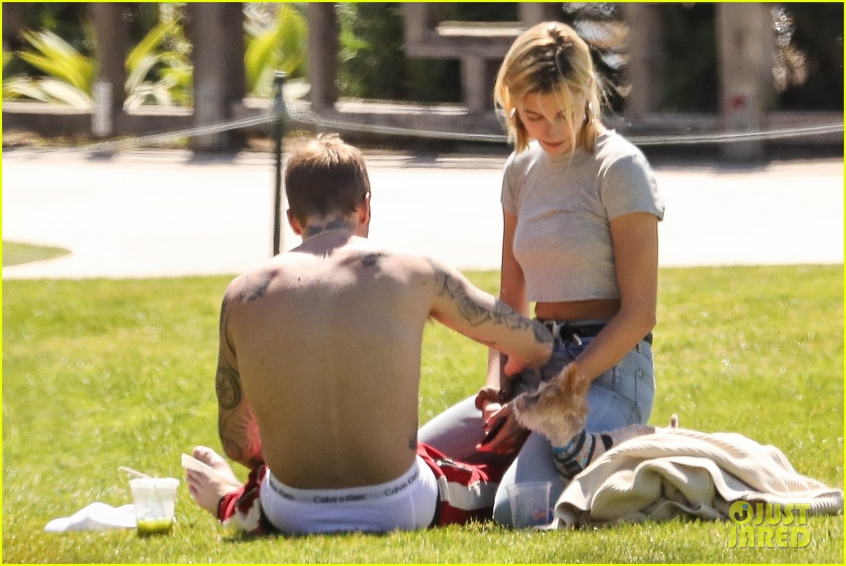 Justin & Hailey Bieber Hug It Out While Hanging Out at the Park