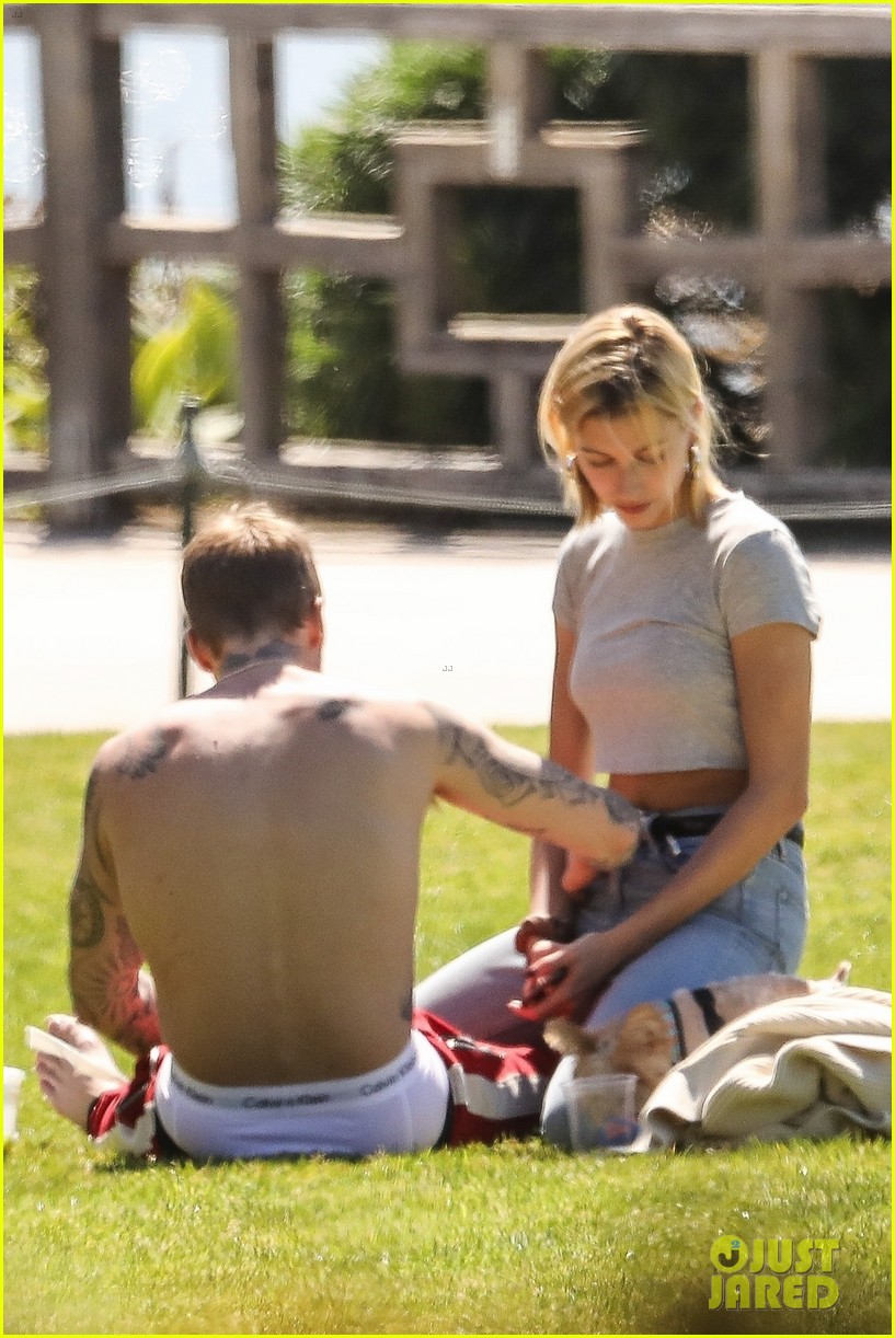 Justin & Hailey Bieber Hug It Out While Hanging Out at the Park