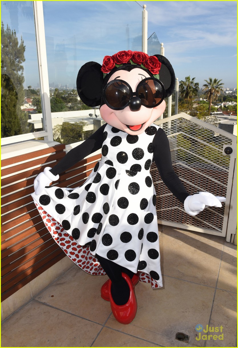 Minnie Mouse Launches Her Official Instagram!
