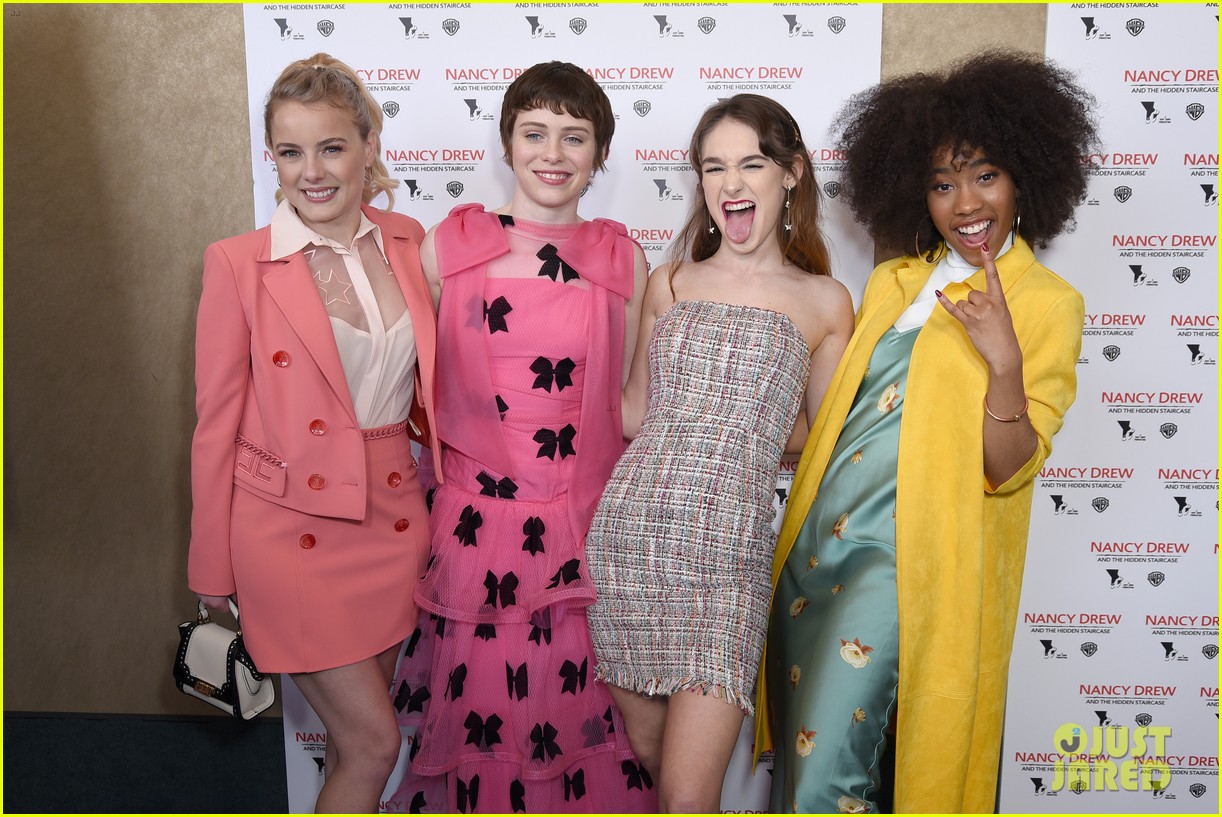 Sophia Lillis Is Pretty In Pink at the 'Nancy Drew & The Hidden Staircase' Premiere