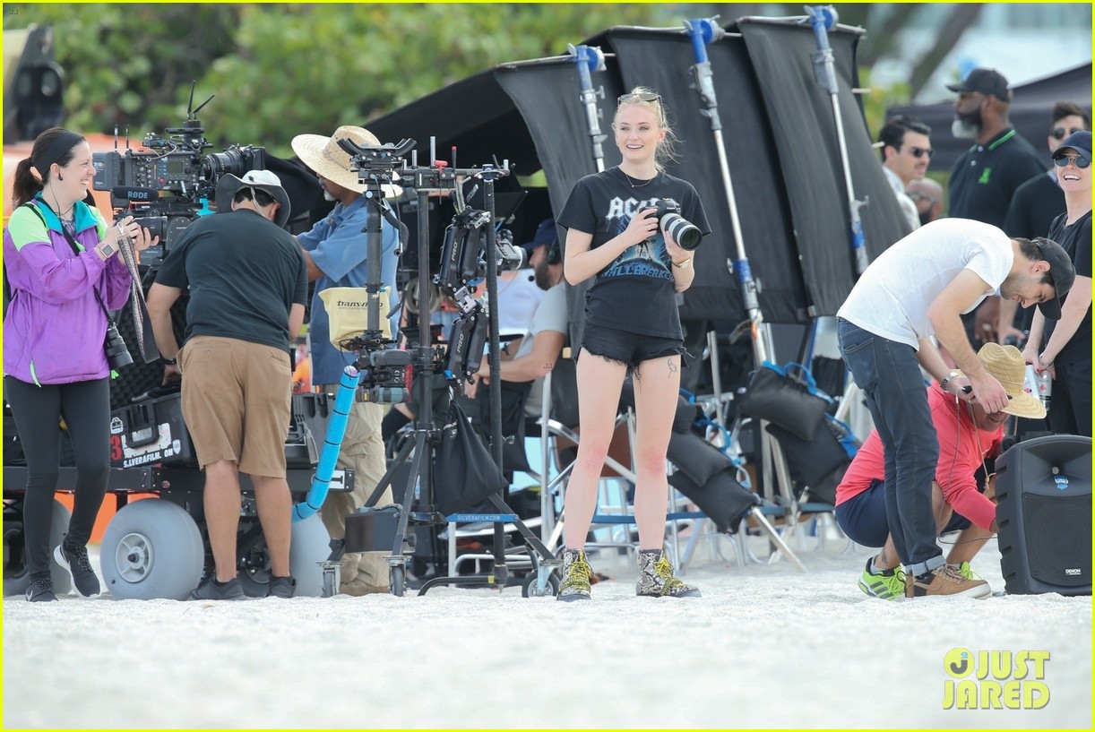 Sophie Turner Visits Joe Jonas on Miami Video Shoot