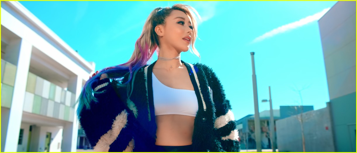 Wengie Releases 'Lace Up' Music Video - Watch Now!
