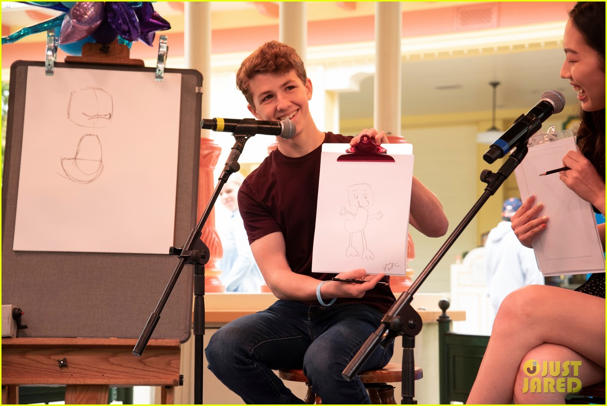 Madison Hu Joins Ethan Wacker & DeVore Ledridge at Disney Channel Fan Fest!