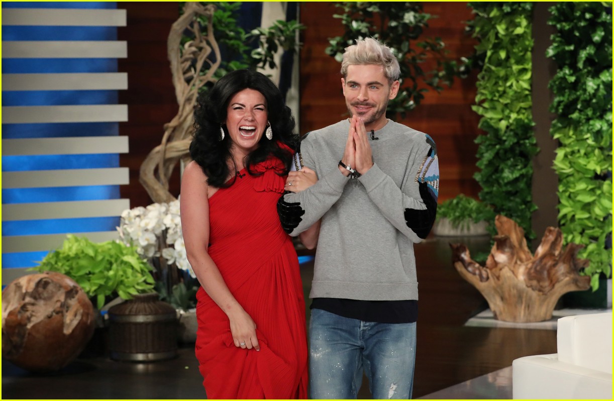 Zac Efron Meets His Shirtless Wax Figure for the First Time!