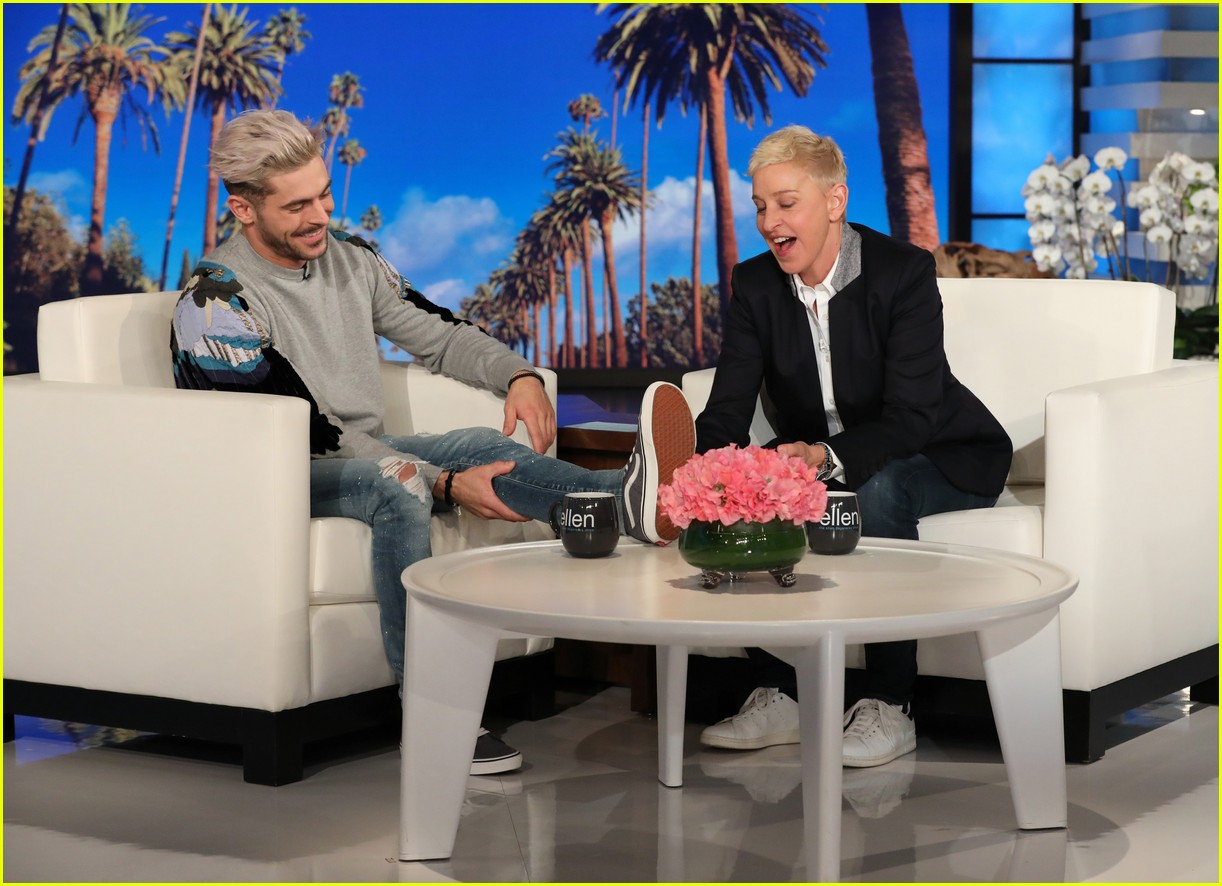 Zac Efron Meets His Shirtless Wax Figure for the First Time!