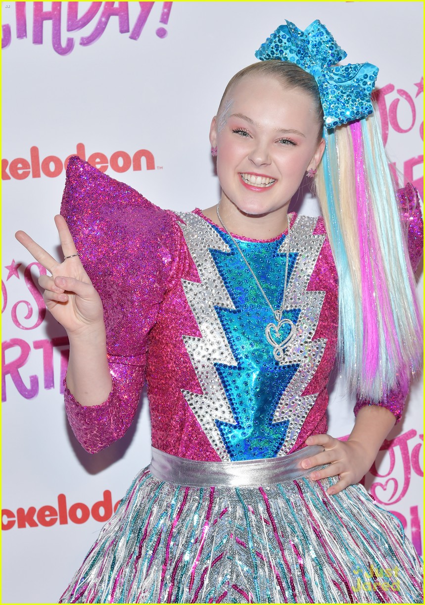 JoJo Siwa Throws Star-Studded Sweet 16 Birthday Party