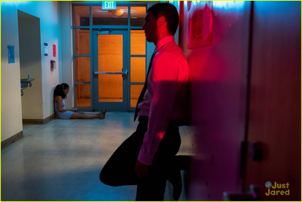 'On My Block' Showrunner Talks Monse & Cesar's Love Story