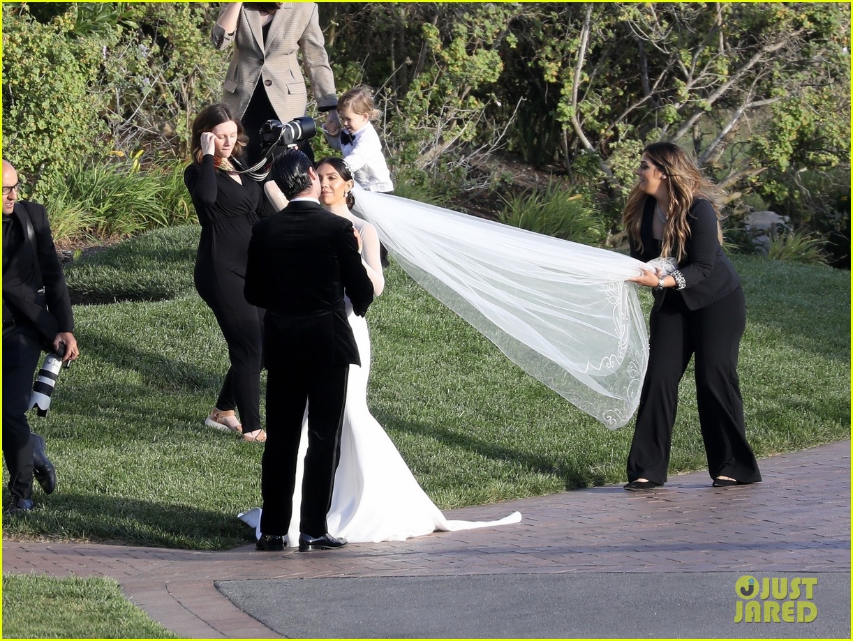 Val Chmerkovskiy & Jenna Johnson Are Married!