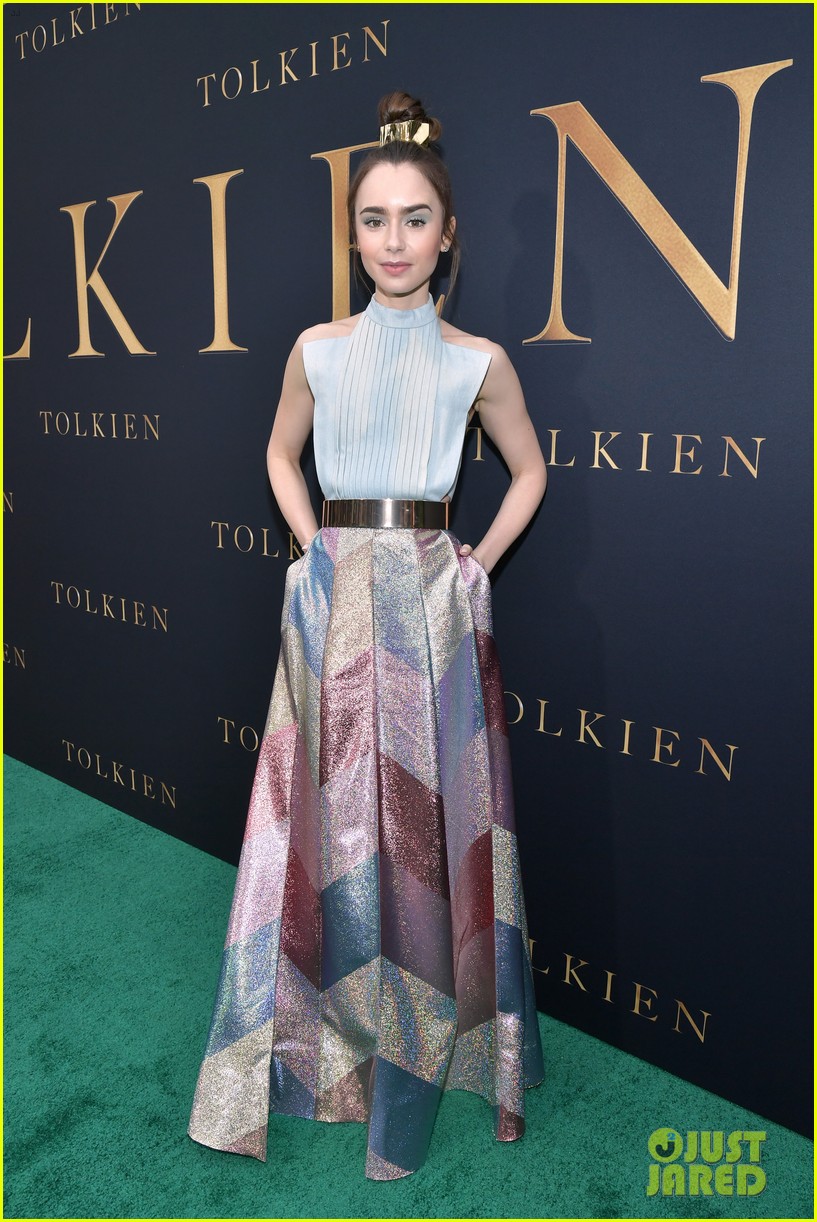 Lily Collins Goes Glam for 'Tolkien' Premiere!