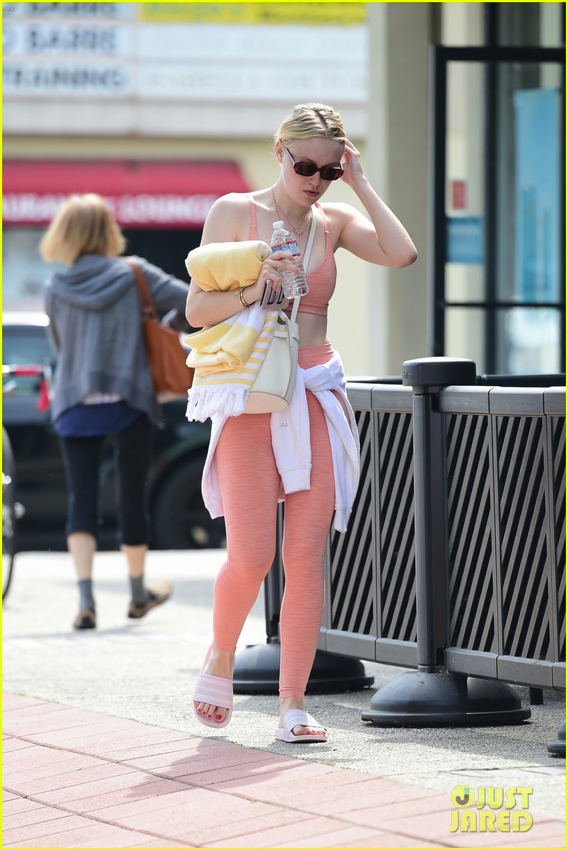 Dakota Fanning's Phone Case Displays Her Initials